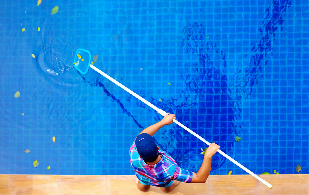 advanced-aquatic-service-cleaning-pool